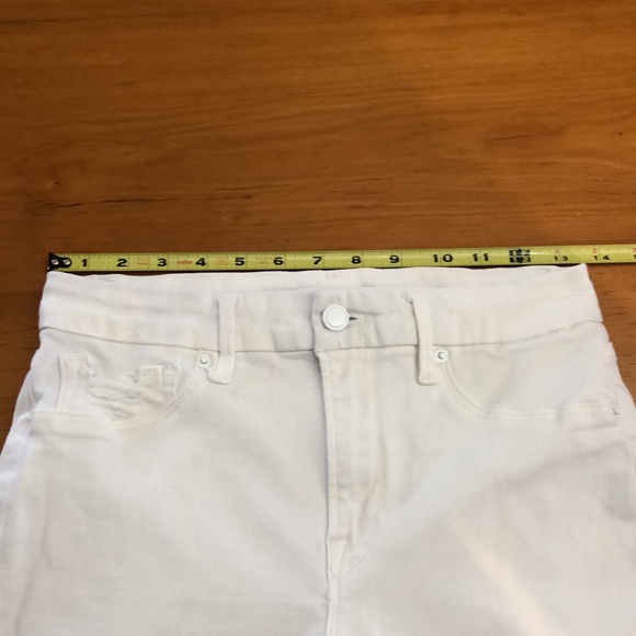 Good American Good Legs High Rise Distressed White Denim Jeans - Picture 8 of 10